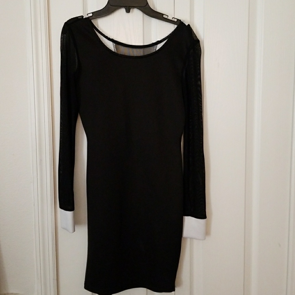 Black w/white bodycon dress